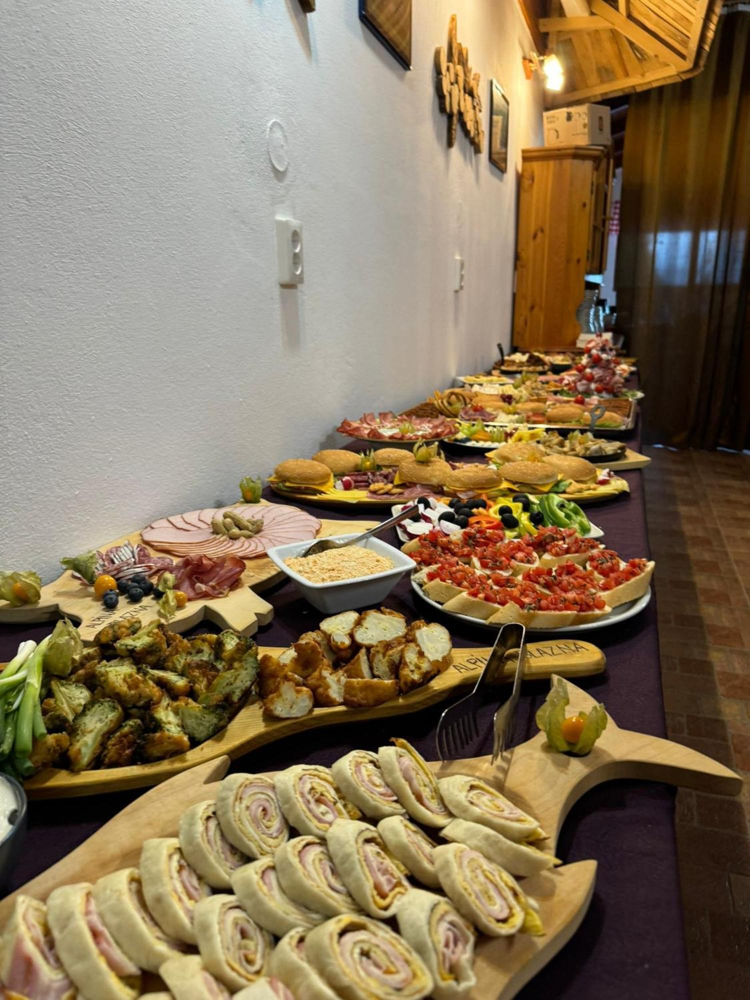 Complex Turistic Alpina Blazna Sant Otel Dış mekan fotoğraf